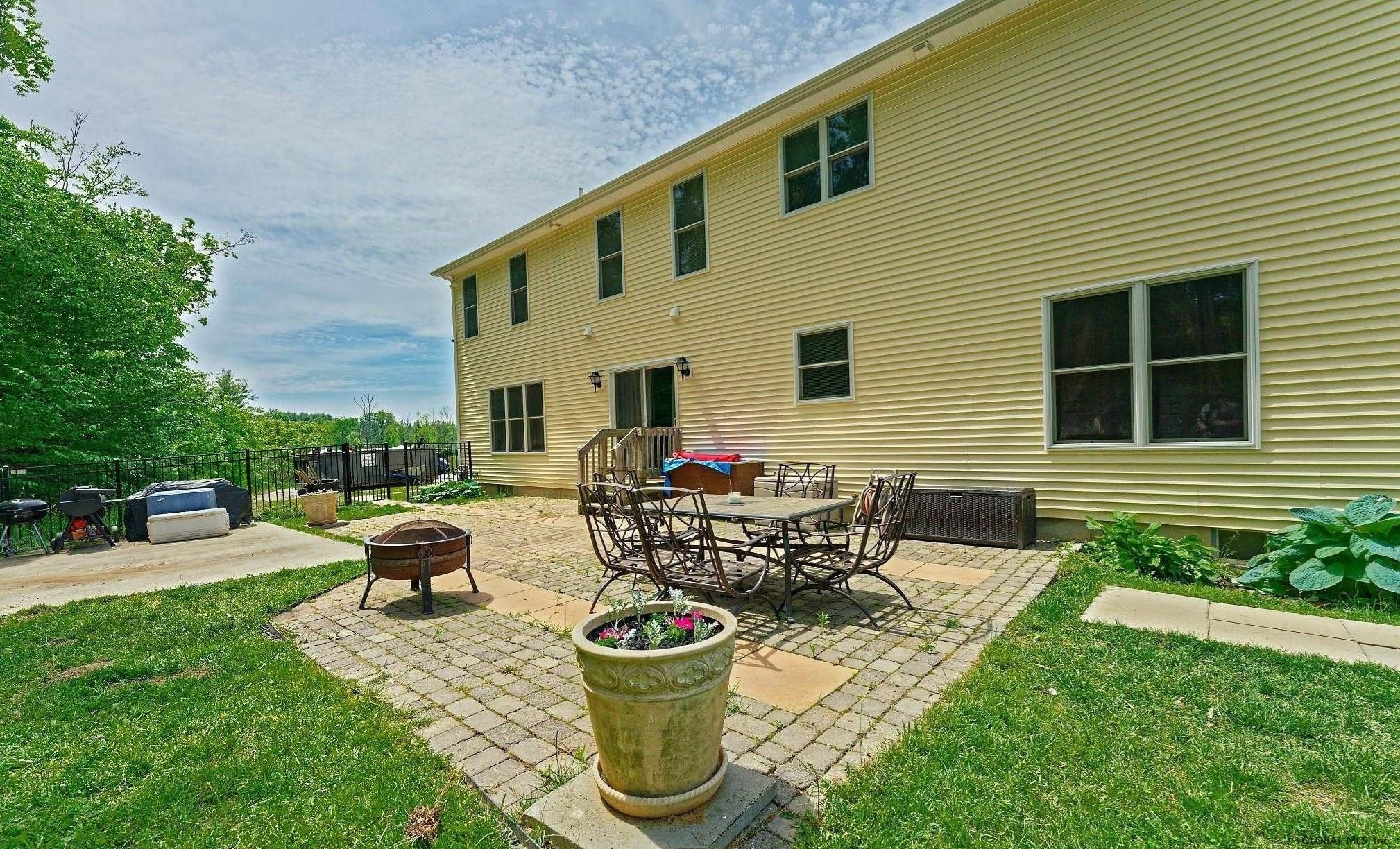 42 Trotter Road Bethlehem, NY 12158 - Photo 50 of 57 Photo 61