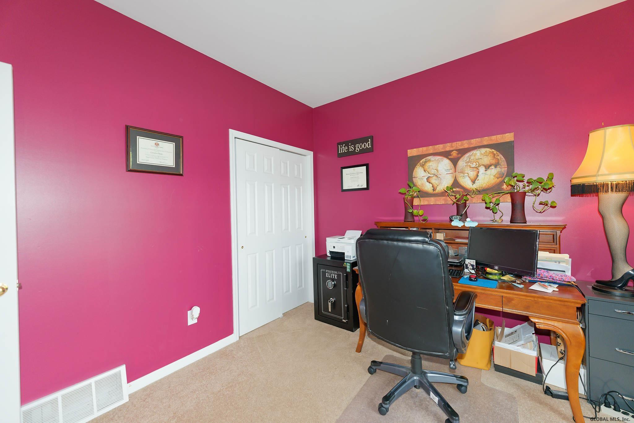 42 Trotter Road Bethlehem, NY 12158 - Photo 9 of 57 Photo 14