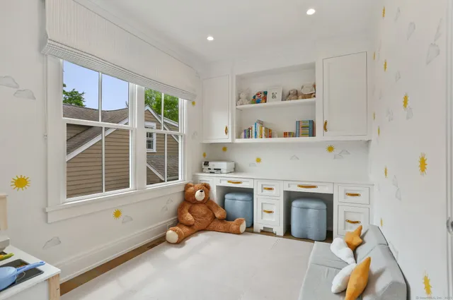 $16,500 | 28 Norwalk Avenue, Westport, CT 06880