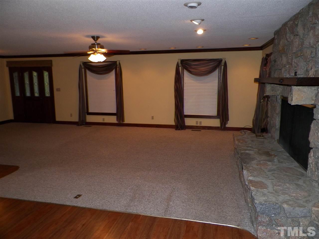 6627 Battle Bridge Road Raleigh, NC 27610 - Photo 14 of 25 a view of a livingroom with furniture