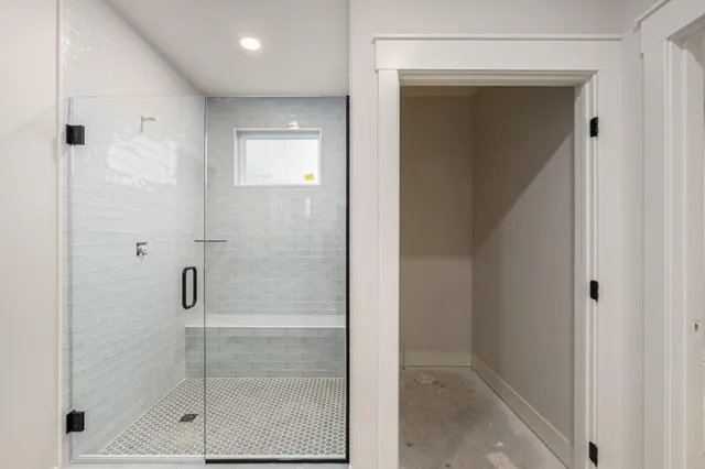 $924,000 | 4712 Knapp Blf Drive, Ada, MI 49301