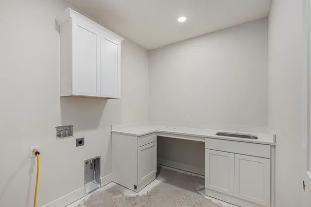 $924,000 | 4712 Knapp Blf Drive, Ada, MI 49301