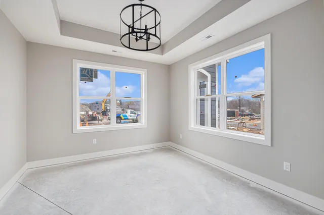 $924,000 | 4712 Knapp Blf Drive, Ada, MI 49301