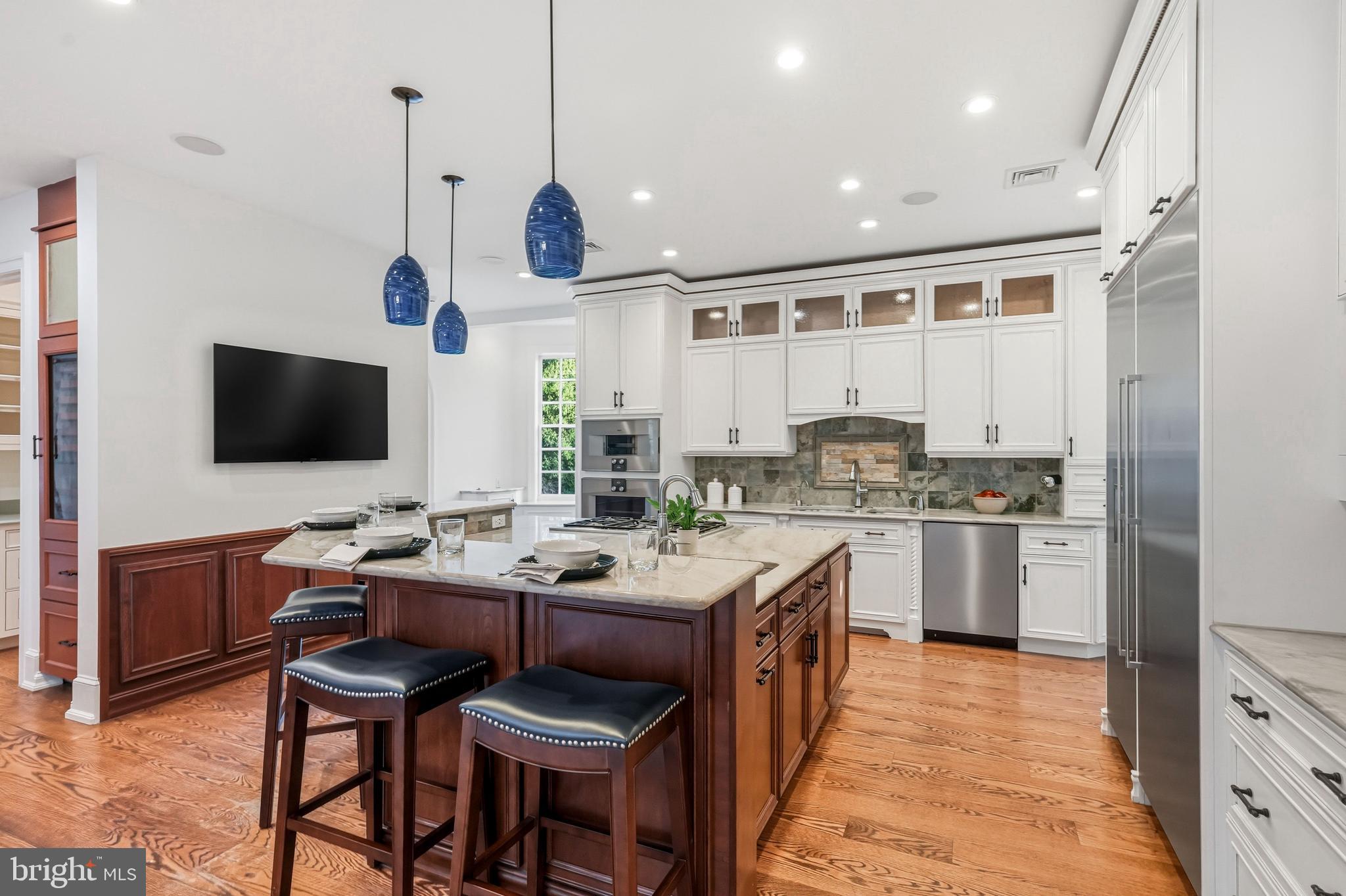 41 Tunbridge Road Haverford, PA 19041 - Photo 24 of 99 Sub Zero, Thermador, Miele, Gaggenau appliances
