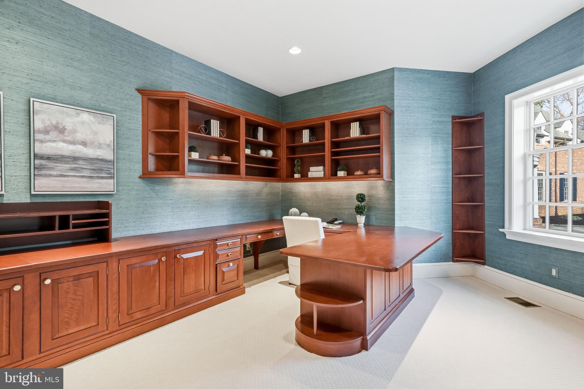 41 Tunbridge Road Haverford, PA 19041 - Photo 36 of 99 main floor office with stunning wall paper