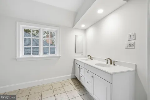 $4,200,000 | 41 Tunbridge Road, Haverford, PA 19041