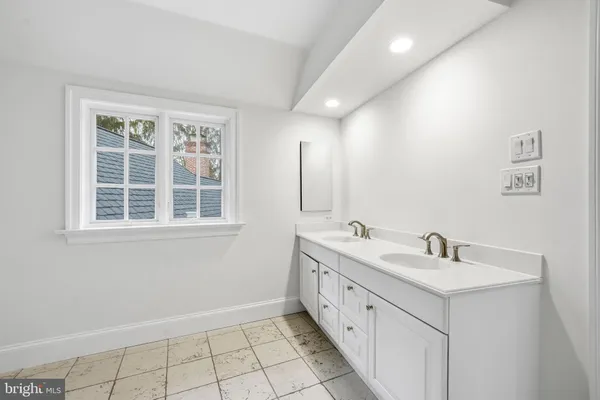 $4,200,000 | 41 Tunbridge Road, Haverford, PA 19041
