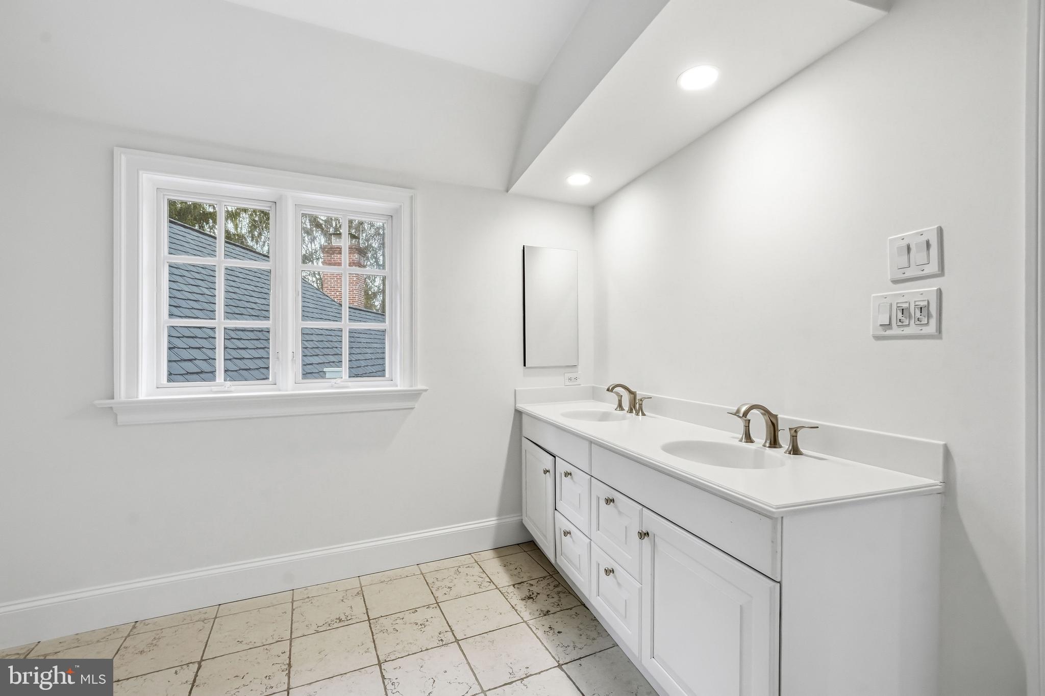 41 Tunbridge Road Haverford, PA 19041 - Photo 63 of 99 bedroom 3 ensuite bath