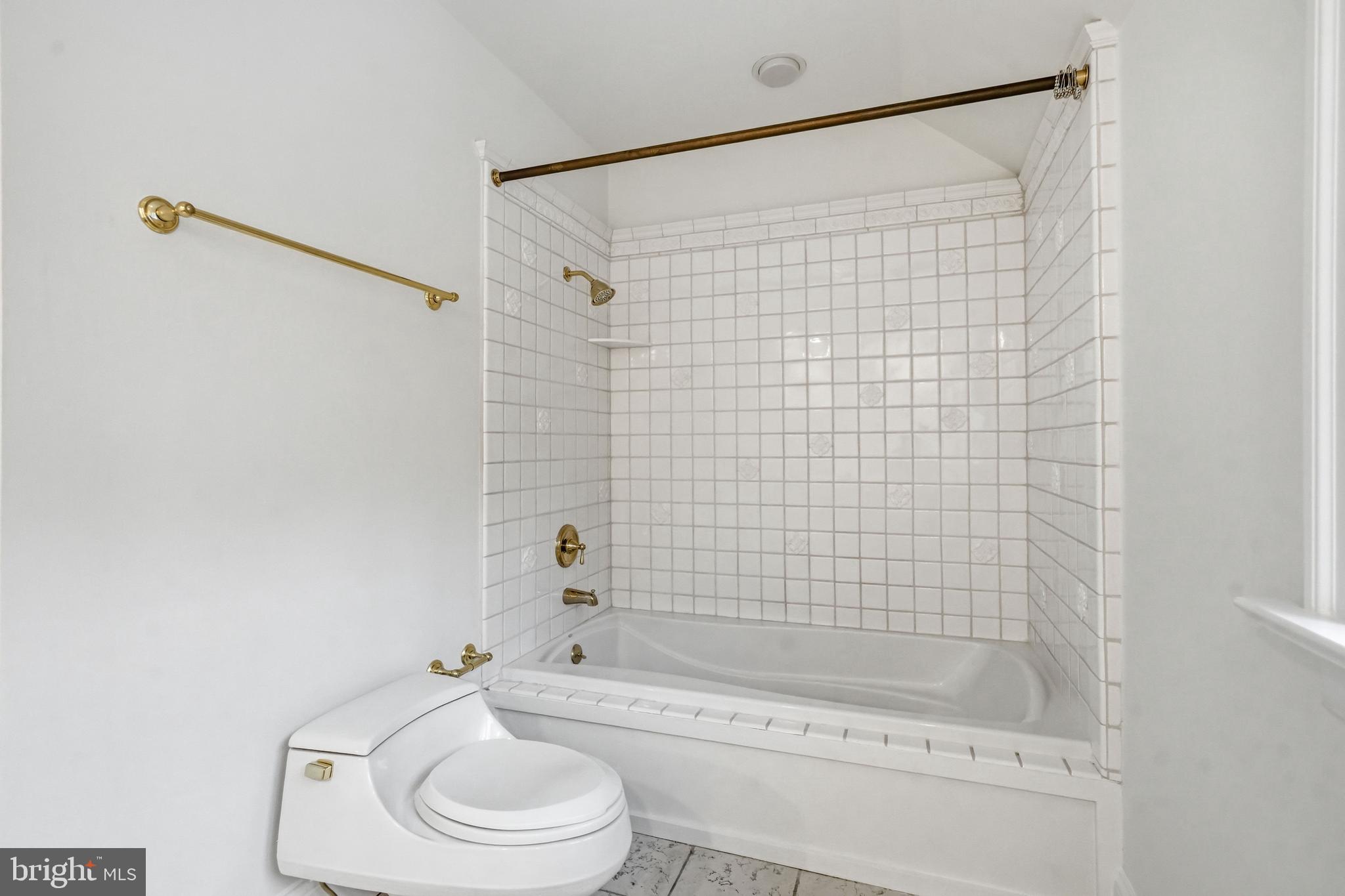 41 Tunbridge Road Haverford, PA 19041 - Photo 64 of 99 bedroom 3 ensuite bath