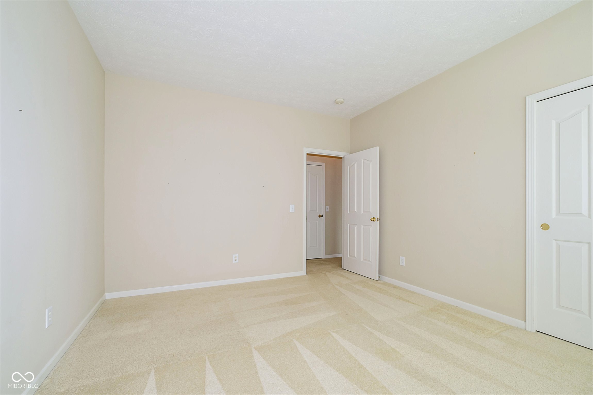 6544 Canoe Lane Carmel, IN 46033 - Photo 23 of 30