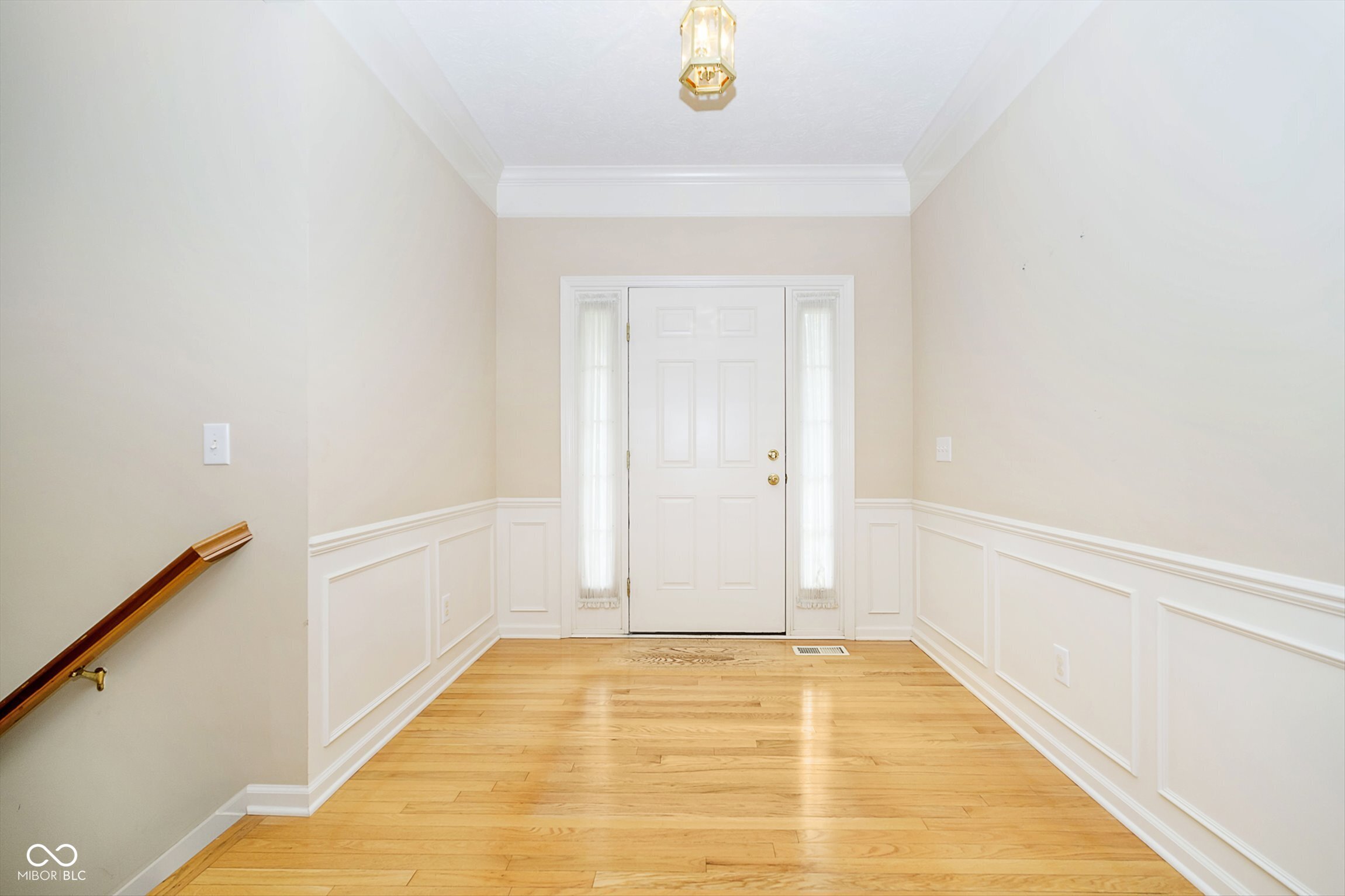 6544 Canoe Lane Carmel, IN 46033 - Photo 3 of 30