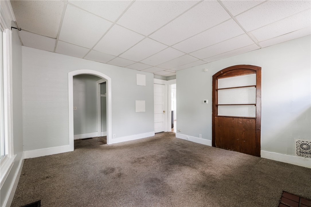 77 Jackson Street Rochester, NY 14621 - Photo 4 of 20