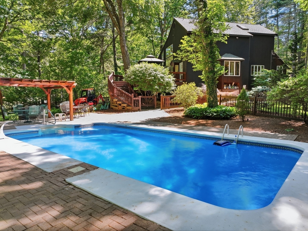 41 Apple Road Brimfield, MA 01010 - Photo 27 of 37