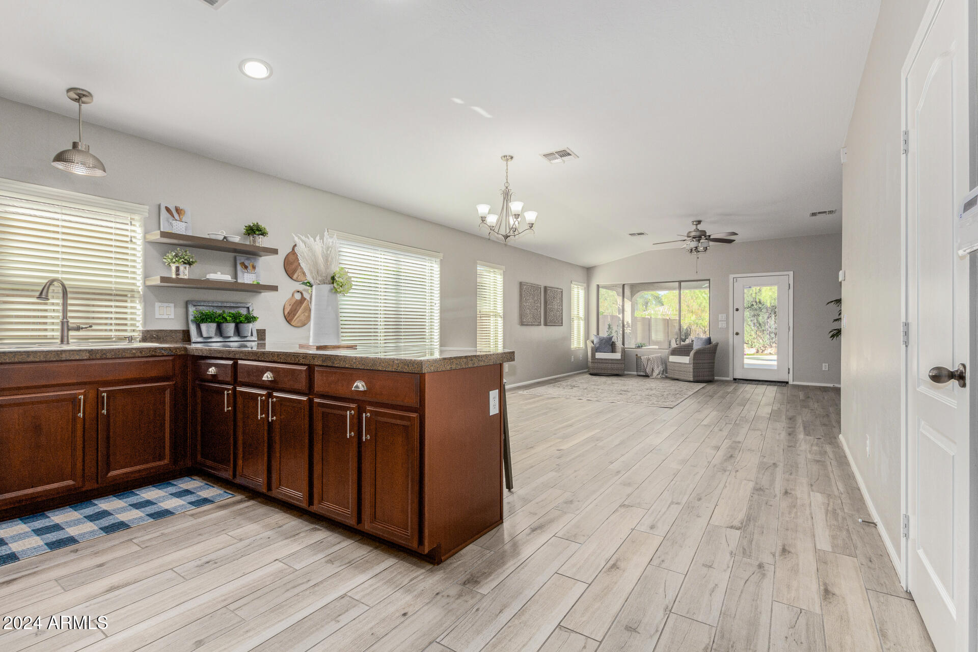 2944 East Shady Spring Trail Phoenix, AZ 85024 - Photo 9 of 32 13 - Shady