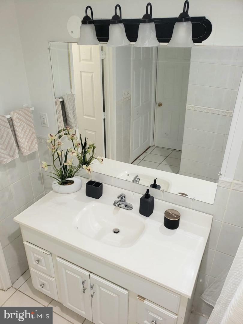 11515 Goodloe Road Silver Spring, MD 20906 - Photo 10 of 12