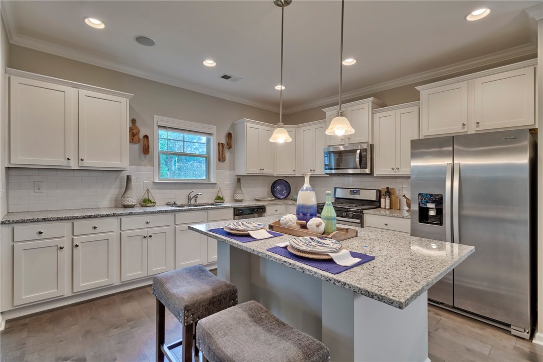 719 Rocky Ridge Circle Seneca, SC 29678 - Photo 8 of 28 Gallery Image 8