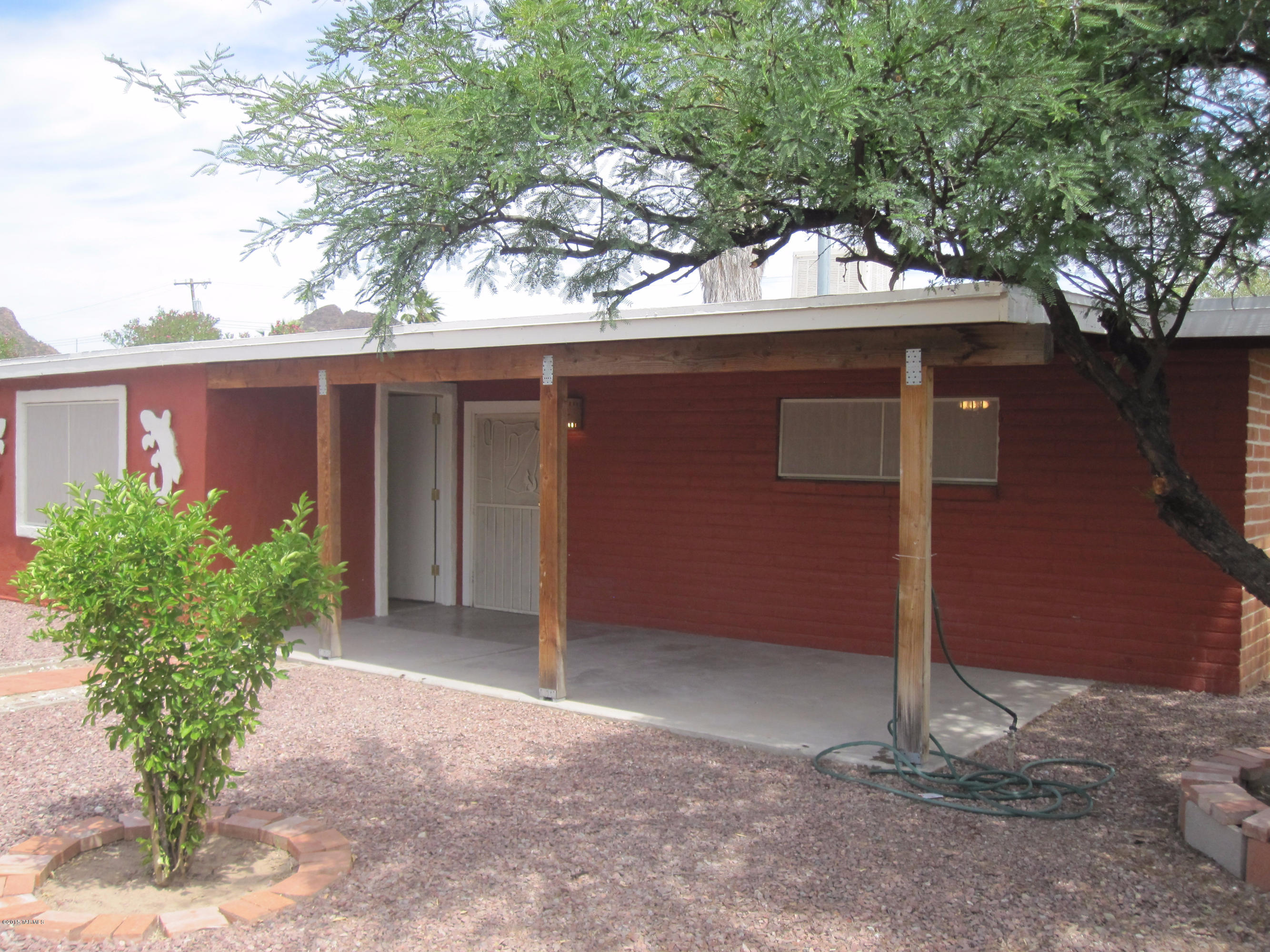 2722 West Roadrunner Road Tucson, AZ 85746 - Photo 4 of 39 Gallery Image 4