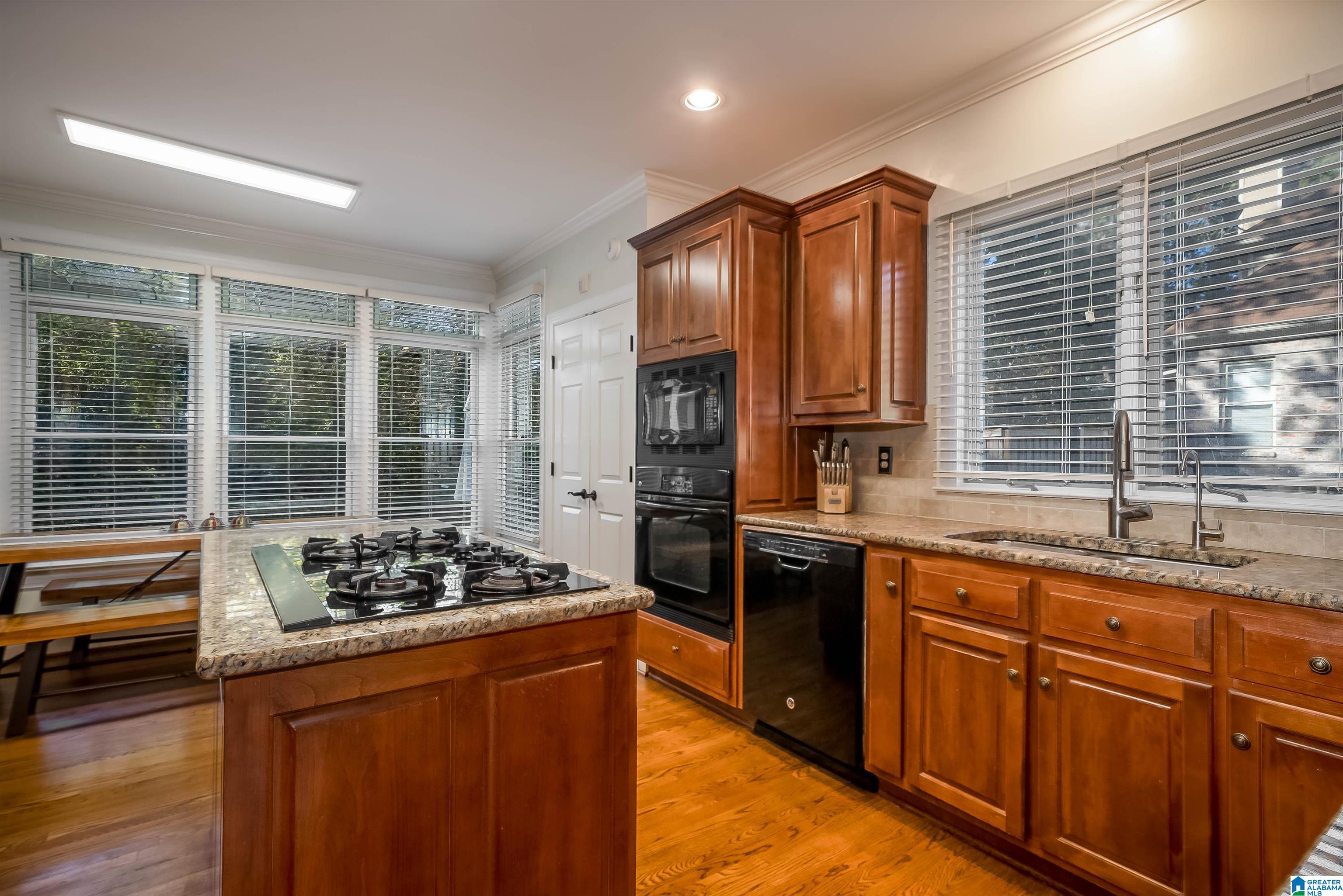 332 Turnberry Road Birmingham, AL 35244 - Photo 5 of 23