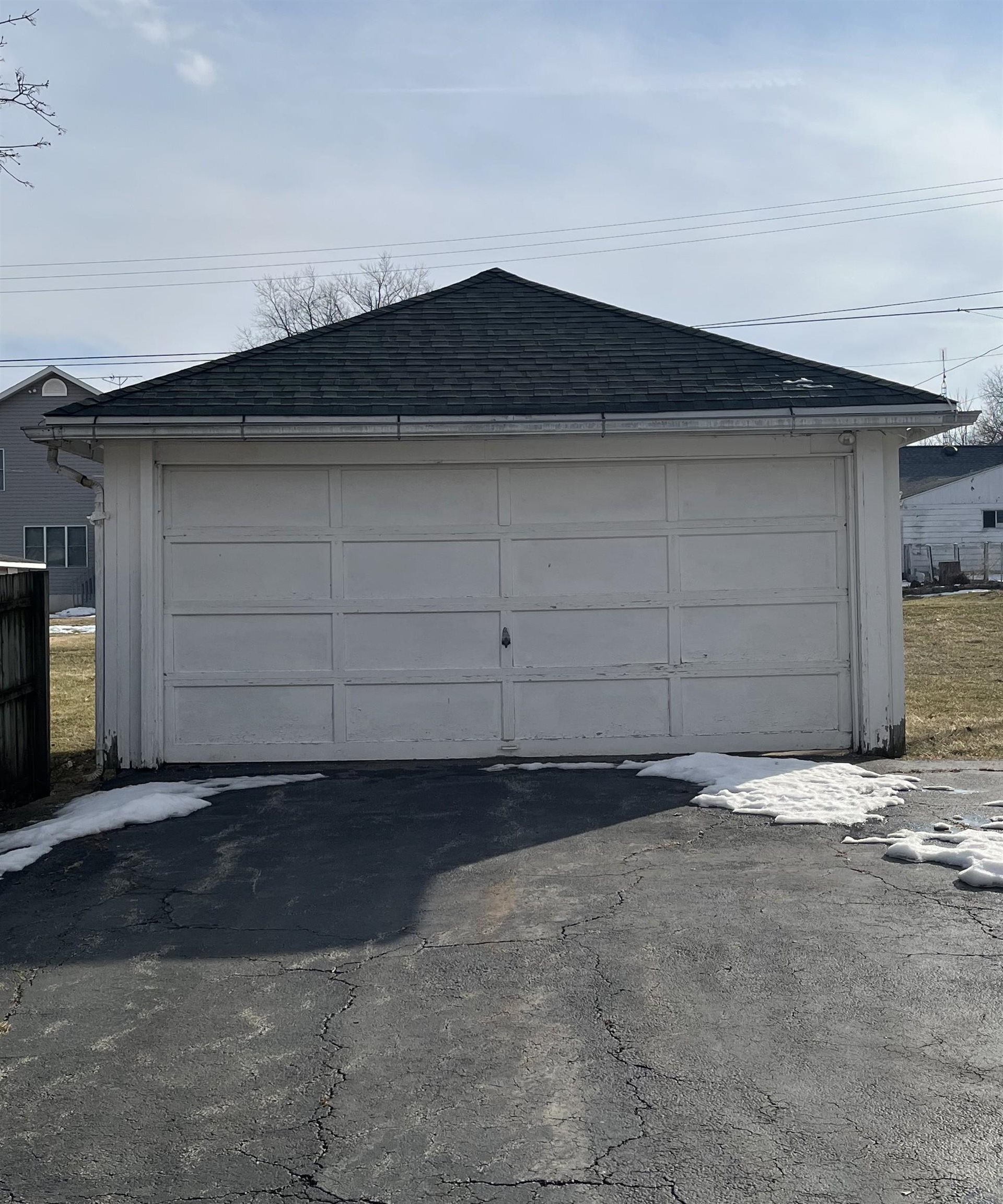 124 West Maple Avenue Stockton, IL 61085 - Photo 2 of 18