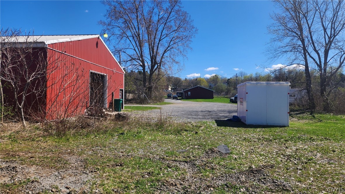 107 Bennett Road Camillus, NY 13031 - Photo 4 of 14
