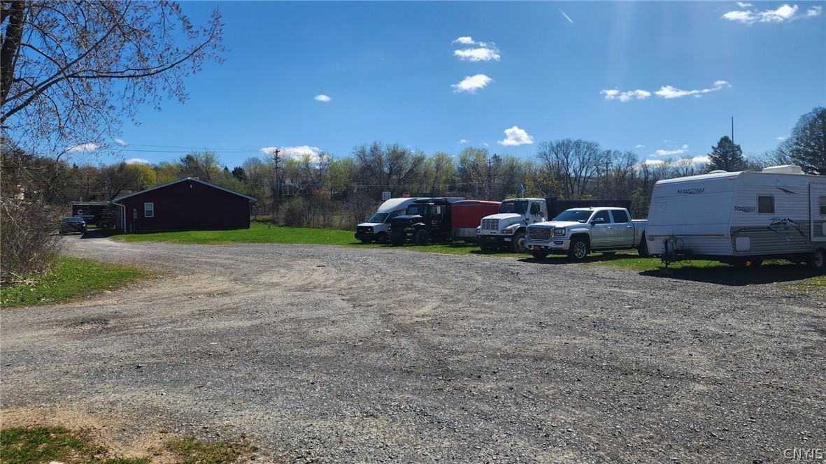 107 Bennett Road Camillus, NY 13031 - Photo 6 of 14
