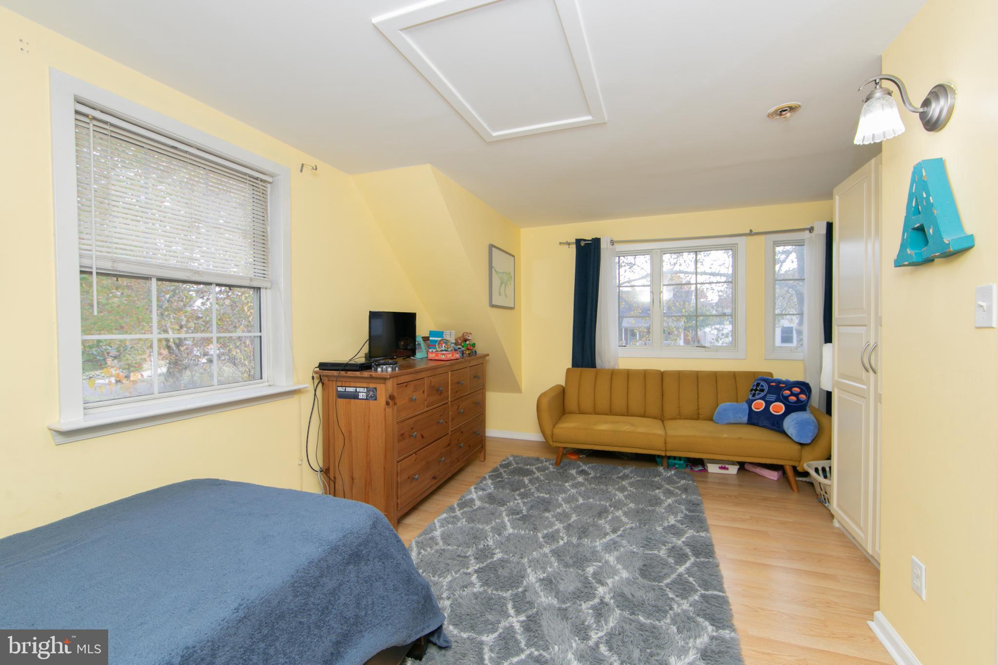 17 Quay Road Levittown, PA 19057 - Photo 25 of 32 Gallery Image 25
