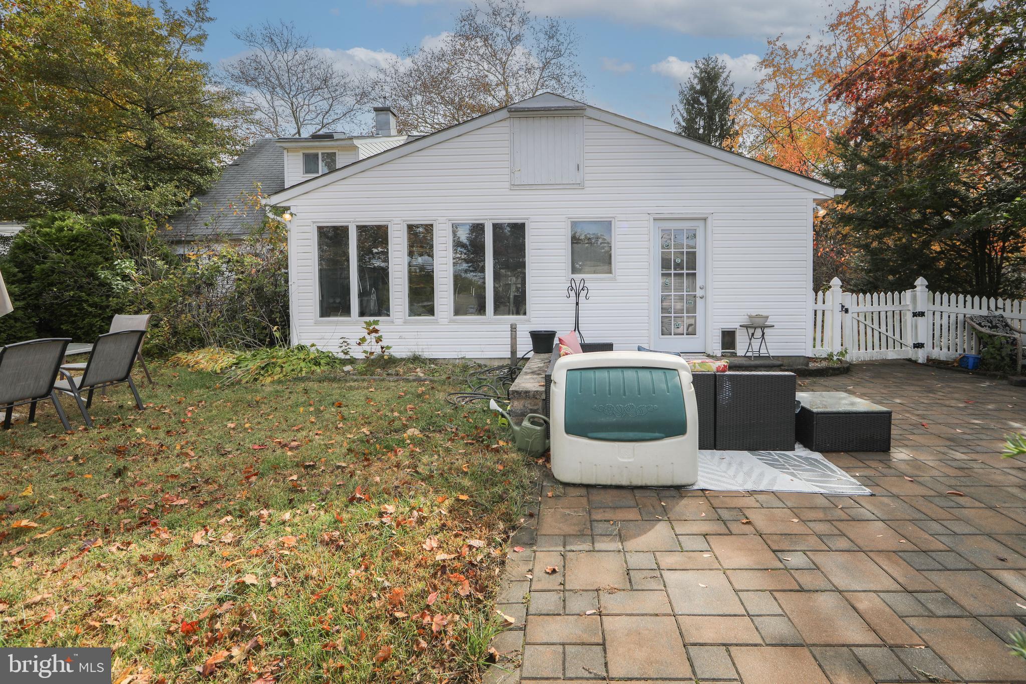 17 Quay Road Levittown, PA 19057 - Photo 29 of 32 Gallery Image 29