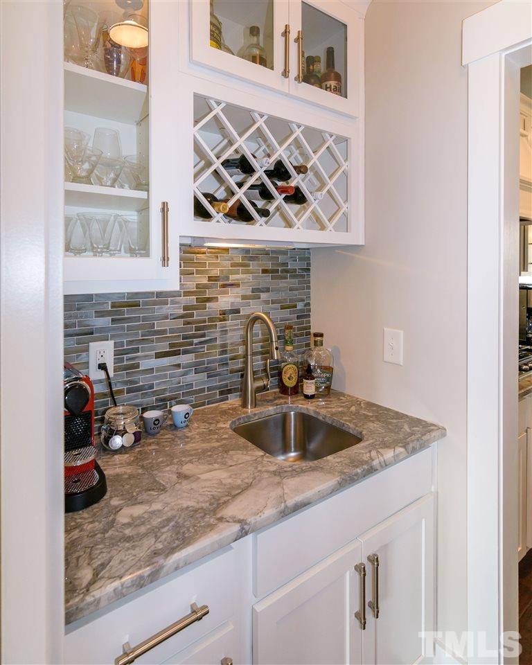 513 Mial Street Raleigh, NC 27608 - Photo 7 of 30