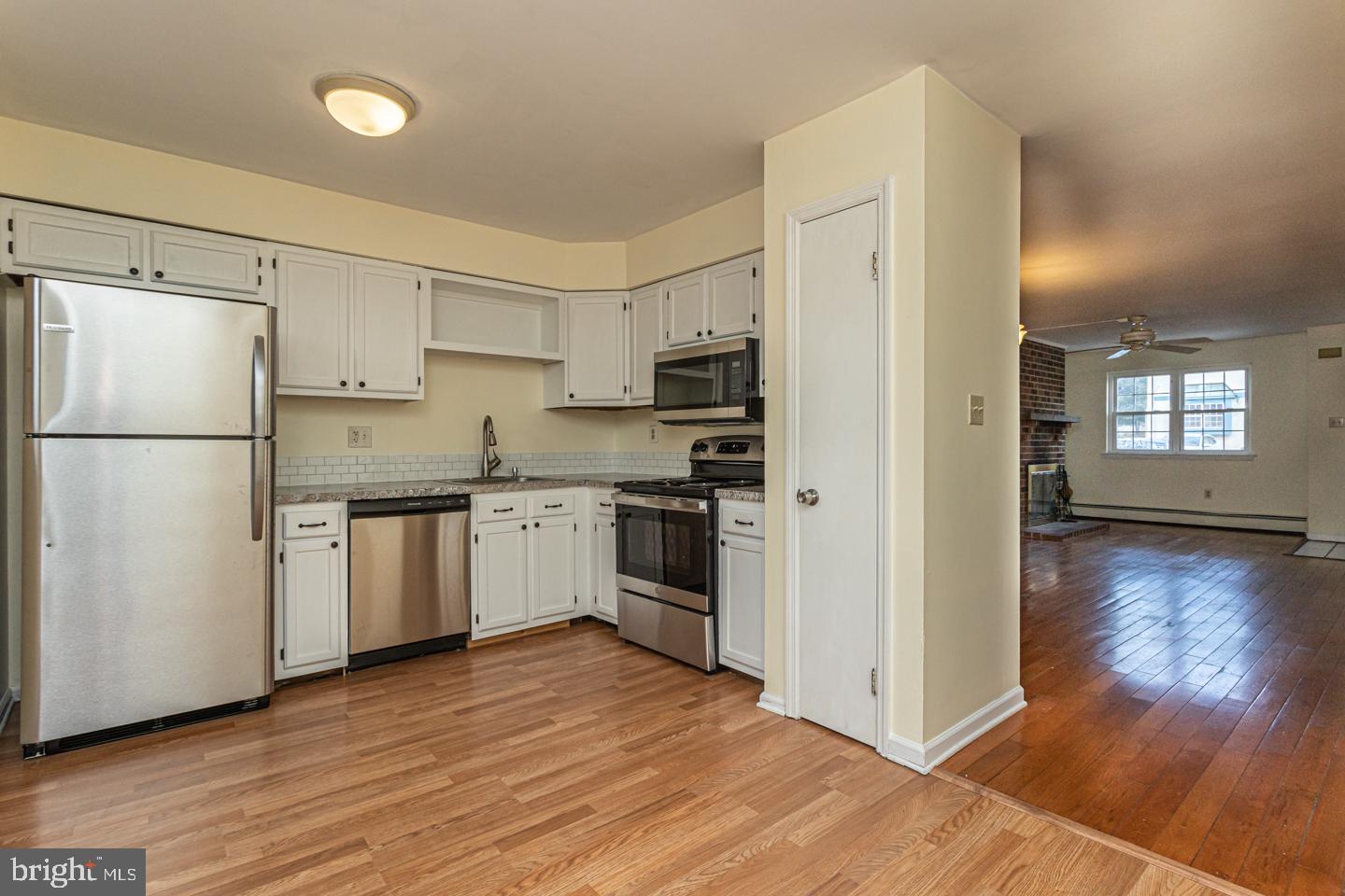 4105 Walnut Ridge Drive Pottstown, PA 19464 - Photo 6 of 17 Gallery Image 6