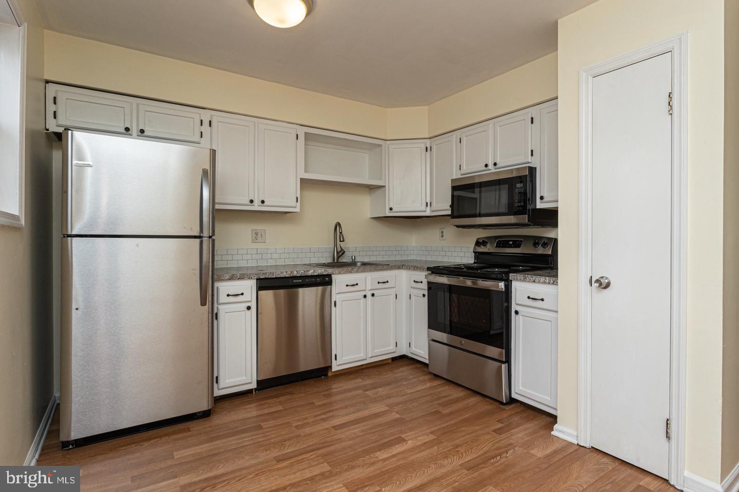 4105 Walnut Ridge Drive Pottstown, PA 19464 - Photo 8 of 17 Gallery Image 8