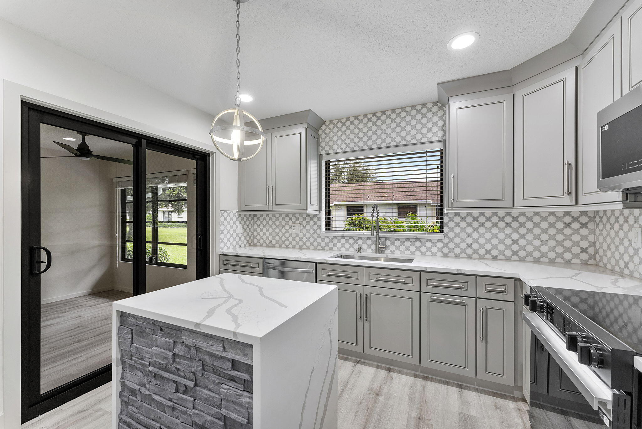 4380 Pear Tree Circle, Unit A Boynton Beach, FL 33436 - Photo 3 of 29 24-web-or-mls-DSC02252