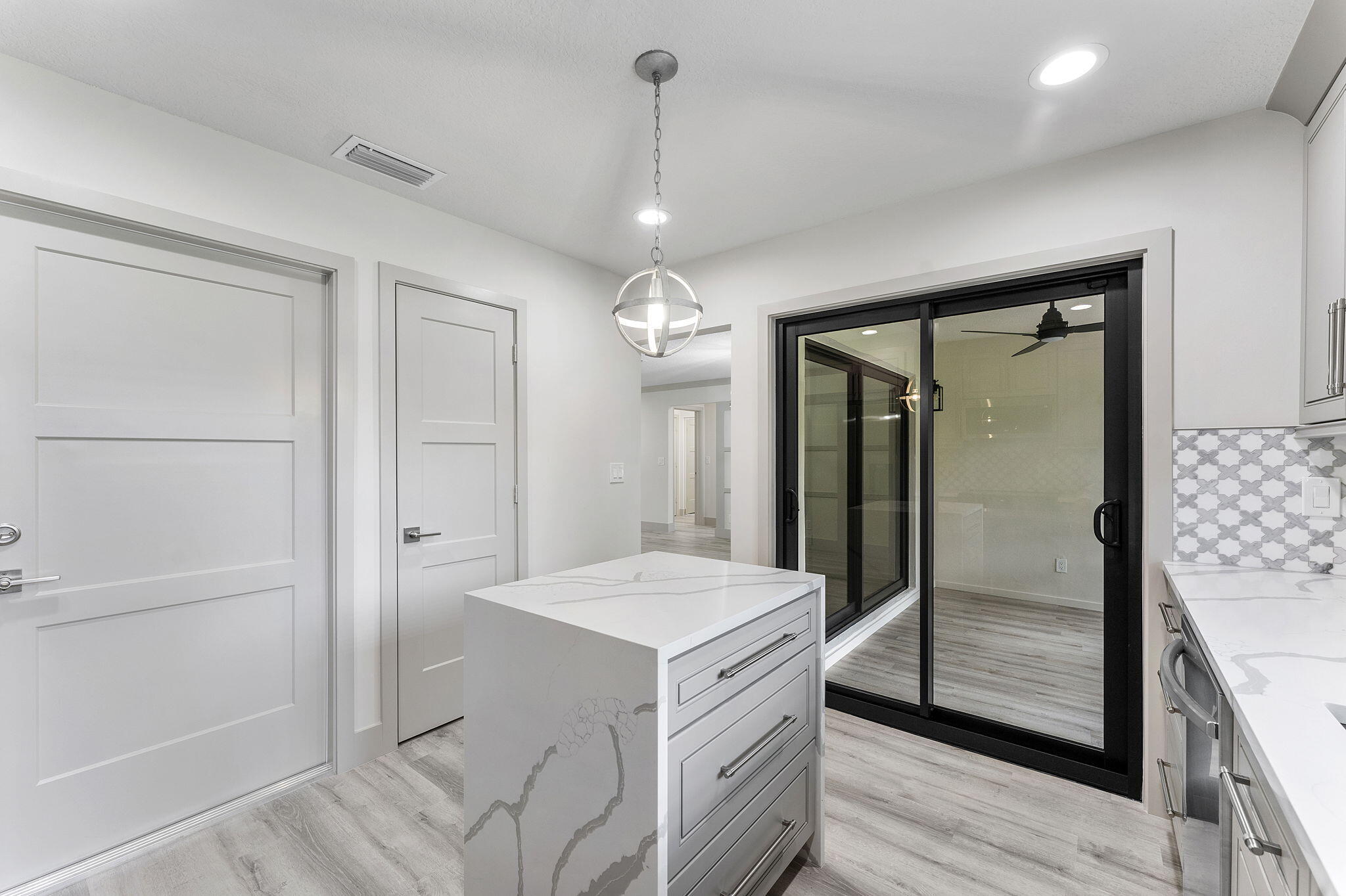 4380 Pear Tree Circle, Unit A Boynton Beach, FL 33436 - Photo 4 of 29 25-web-or-mls-DSC02255