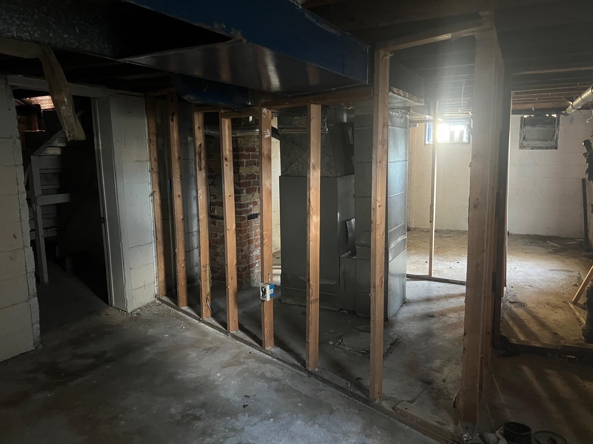 944 East Indiana Avenue Spokane, WA 99207 - Photo 12 of 15