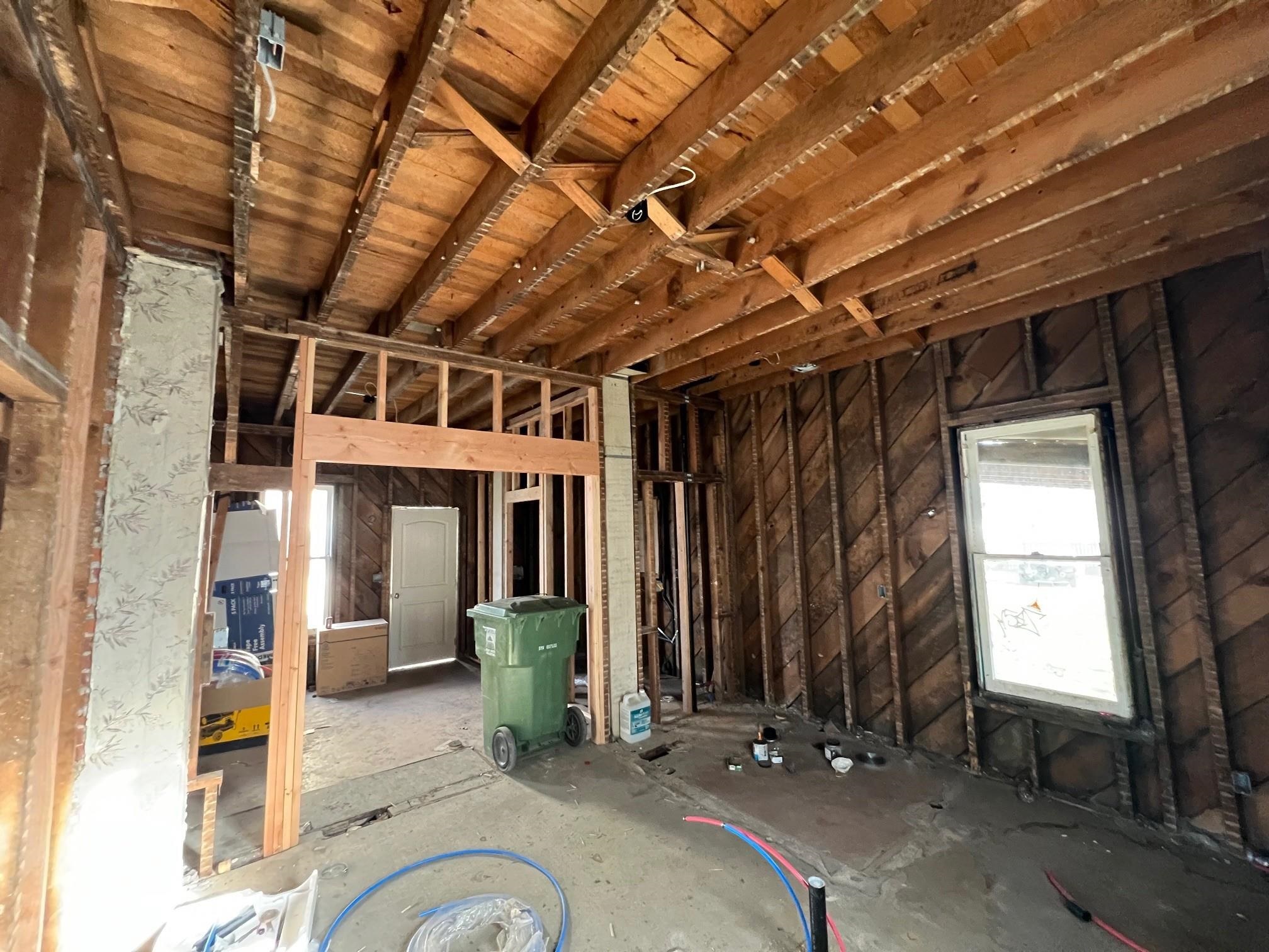 944 East Indiana Avenue Spokane, WA 99207 - Photo 6 of 15