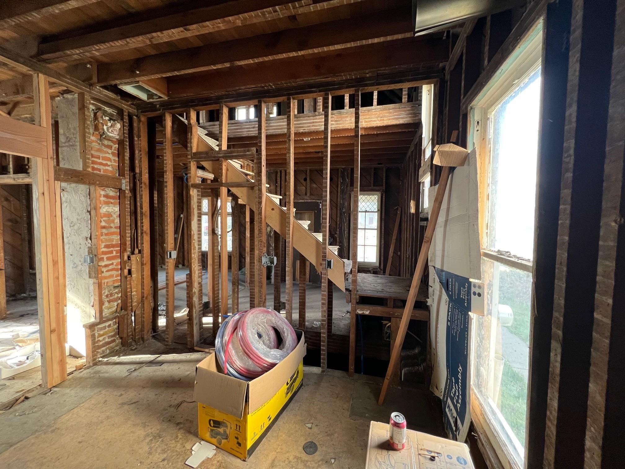 944 East Indiana Avenue Spokane, WA 99207 - Photo 8 of 15