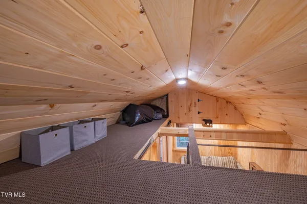 $300,000 | 4966 Old Asheville Highway, Flag Pond, TN 37657