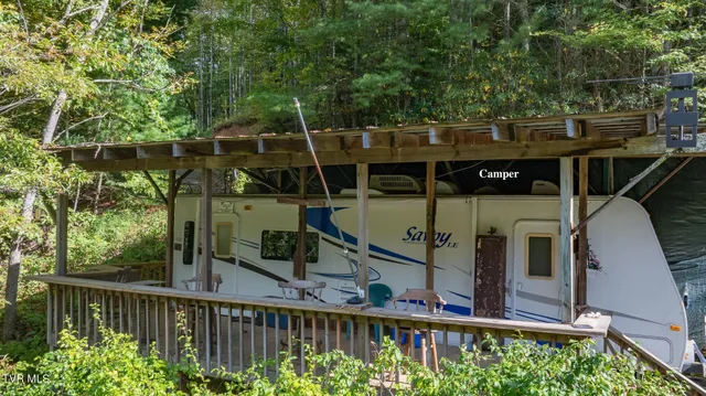 $300,000 | 4966 Old Asheville Highway, Flag Pond, TN 37657