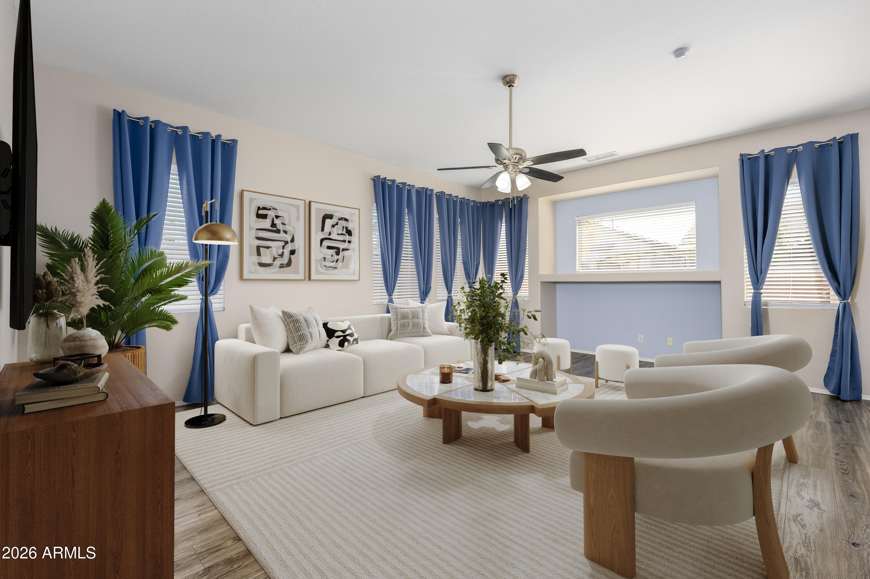 11195 West Alvarado Road Avondale, AZ 85392 - Photo 4 of 31 Living Room