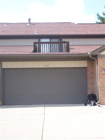 157 Meadow Ln Circle Rochester, MI 48307 - Photo 2 of 21 31038389-1.JPG