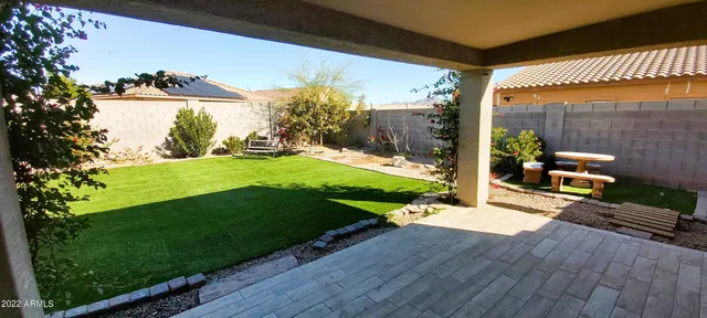 $2,000 | 518 West Black Hawk Place, Casa Grande, AZ 85122