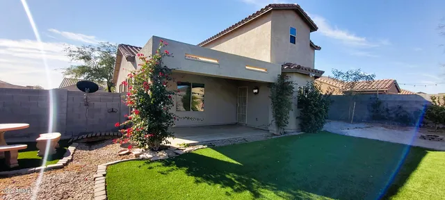 $2,000 | 518 West Black Hawk Place, Casa Grande, AZ 85122