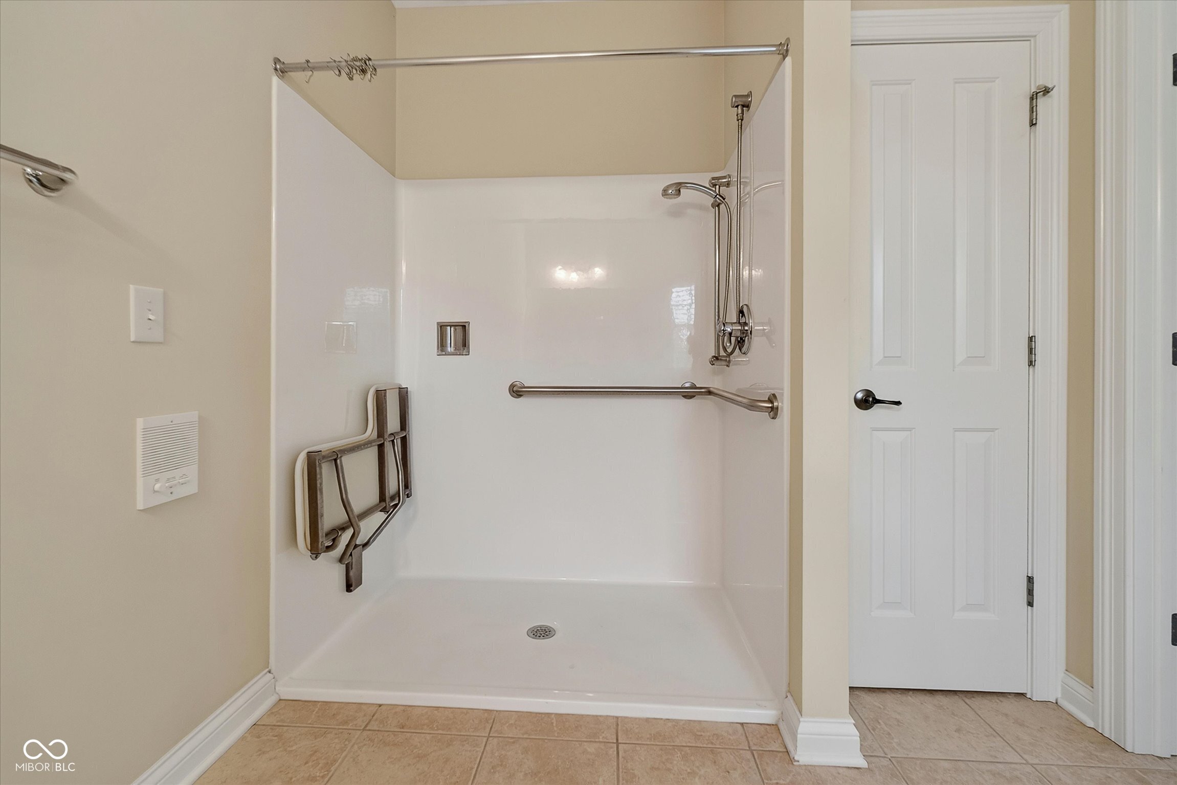 9322 Timberline Way Indianapolis, IN 46256 - Photo 16 of 38