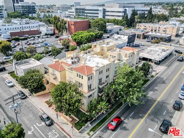 $5,200 | 2311 Schader Drive, Unit 101, Santa Monica, CA 90404