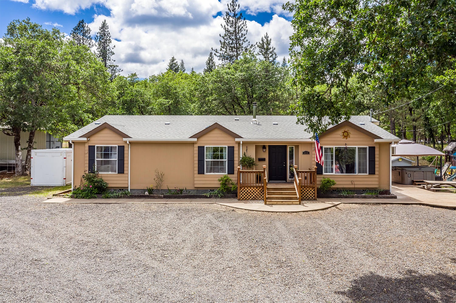 555 Old Trail Creek Road Trail, OR 97541 - Photo 5 of 38 5