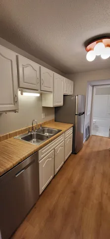 $149,900 | 120 East Dermot Avenue, Unit 214, St. Paul, MN 55117