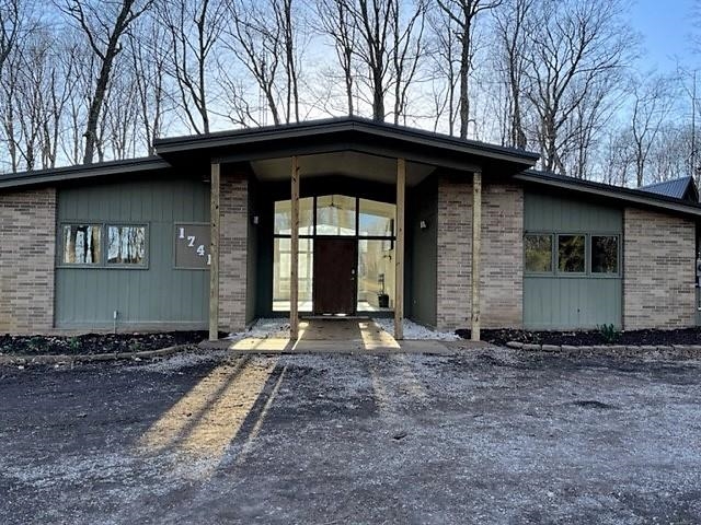 1741 East Remus Road Mount Pleasant, MI 48858 - Photo 2 of 24 1898821-1.JPG