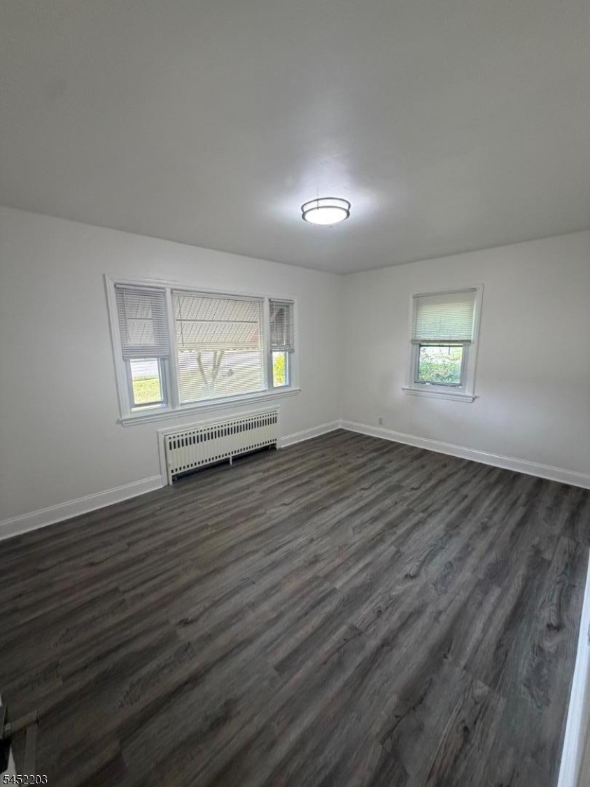 1016 Valley Road Wayne, NJ 07470 - Photo 12 of 22 Gallery Image 12