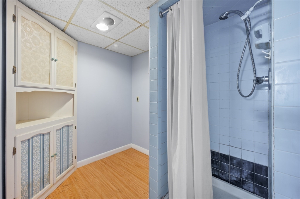 5 Marc Lane Lawrence, MA 01843 - Photo 15 of 26