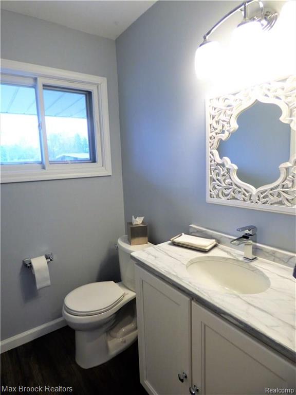 3318 Winchester Road West Bloomfield, MI 48322 - Photo 13 of 28