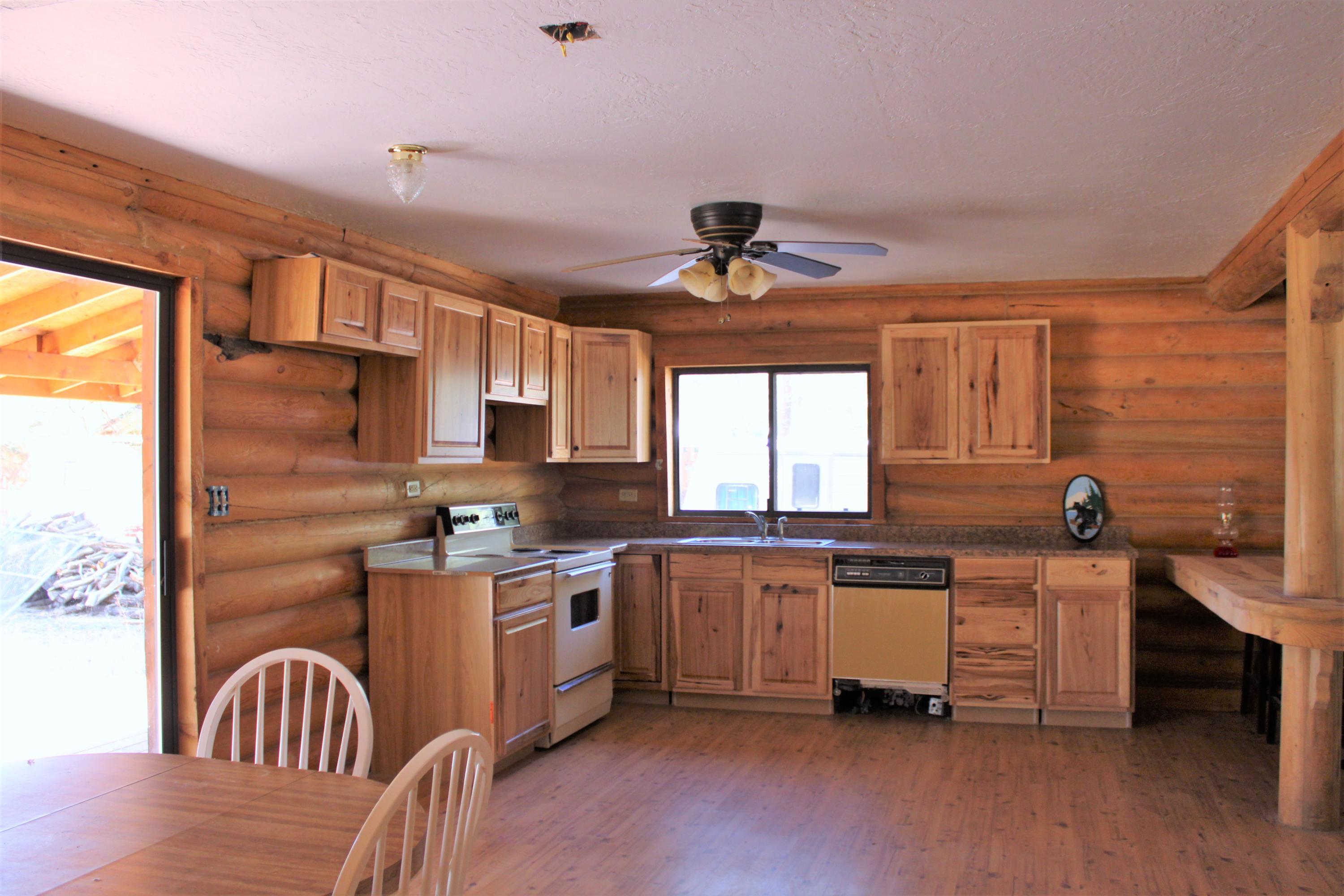 2836 Timber Trail Loop Overgaard, AZ 85933 - Photo 12 of 39
